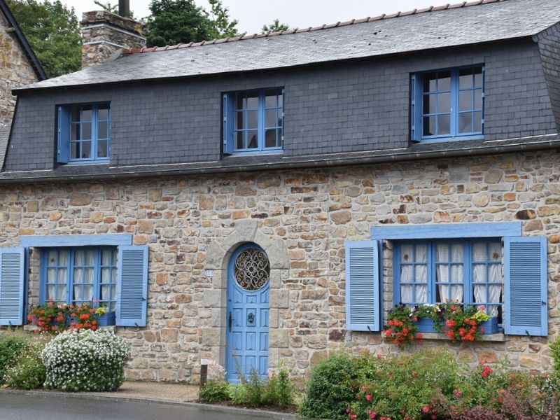 Altbau sanieren mit Naturbaustoffen Altbau sanieren mit Naturbaustoffen